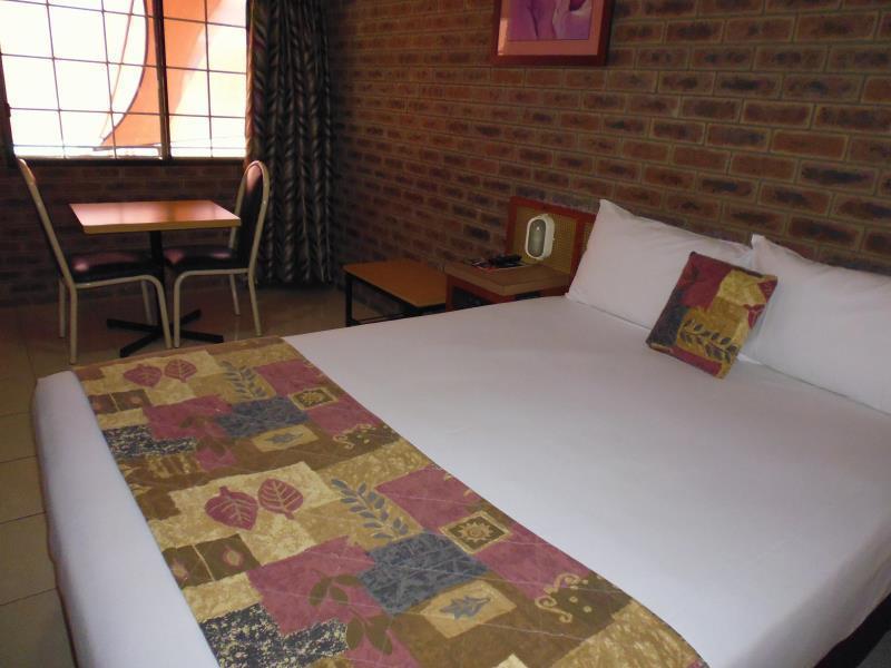 Lantern Motor Inn Mackay Zewnętrze zdjęcie