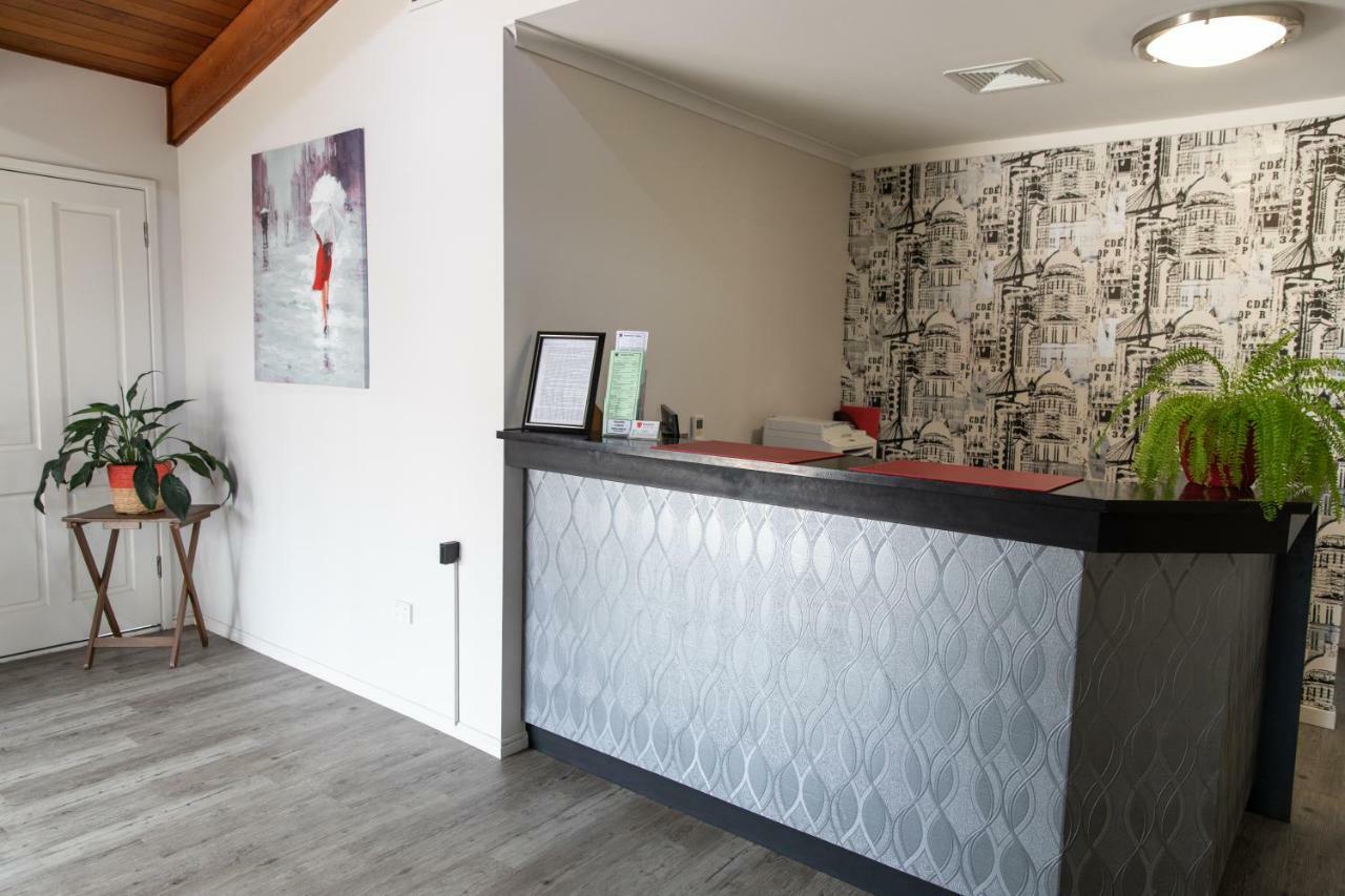 Lantern Motor Inn Mackay Zewnętrze zdjęcie